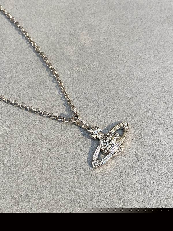 Vivienne Westwood necklace 03lyh188